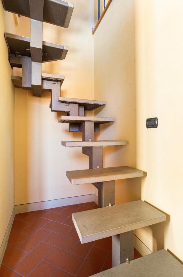 Cozy Classic Italian House Near Santa Croce, On The Lungarno Florencia
